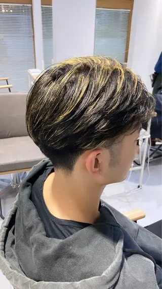 ショート 🫧ゆうき🪽 髪質改善/ハイライトのヘアスタイル