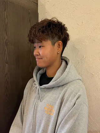 パーマ そね こまちのヘアスタイル