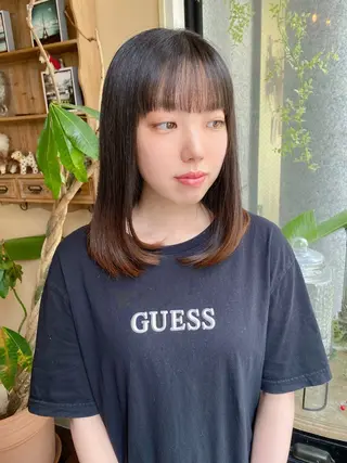セミロング 當山 瑠奈のヘアスタイル