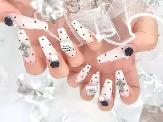ネイル ❤️💛REBEST 付け放題Nailのネイルデザイン