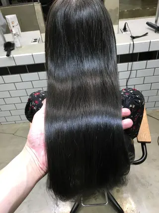 ロング カラー メンズ眉毛ITSUK Iメンズ専門　新宿の眉毛・アイブロウイメージ