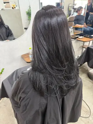 ロング カラー AIRI layer cut hairのヘアスタイル