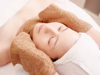 メナード高槻町店 中上由佳のエステ・リラクイメージ