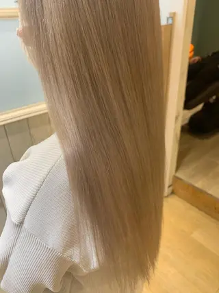 ロング 渋谷ハイトーン/ デザインカラー阿部のヘアスタイル