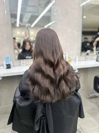 カラー 透明感ベージュ🤎 ナチュラルレイヤーのヘアスタイル