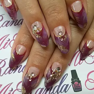 ネイル MiRanda Nail所属・MiRanda 保坂 舞のネイルデザイン