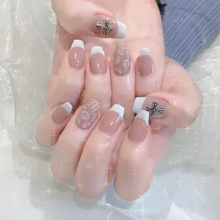 ネイル Kanon 🤍のネイルデザイン