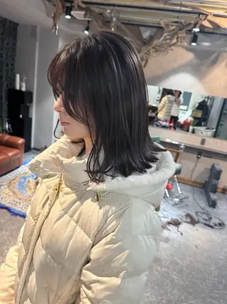 ミディアム カラー ravens デザインカラーのヘアスタイル