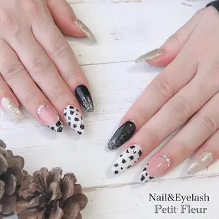 ネイル Petit Fleur所属・青柳 亜梨奈のマツエク・マツパデザイン