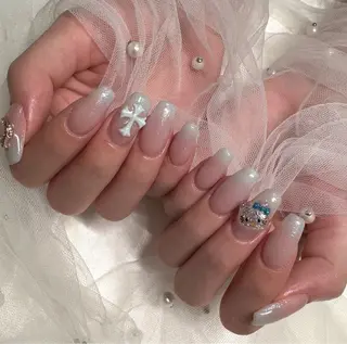 ネイル Roi〈ロワ〉 Rinneのネイルデザイン