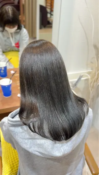 ミディアム カラー honoka/レイヤ ー/艶感カラー/韓国のヘアスタイル