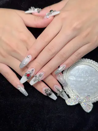 ネイル ENsalon akiのネイルデザイン