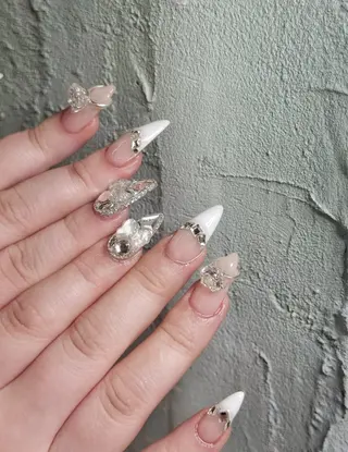 ネイル Lyna 池袋のネイルデザイン