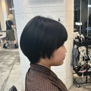 ショート ブリーチカラー×艶 🍨mihoのヘアスタイル