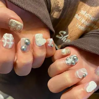 ネイル Amber21.所属・Nagahama Akariのネイルデザイン