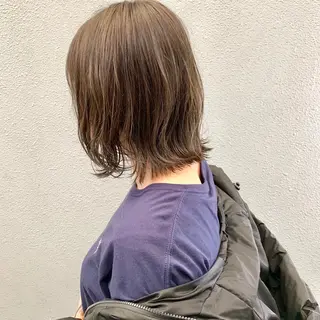 ミディアム カラー ヤスドミ ケイスケのヘアスタイル