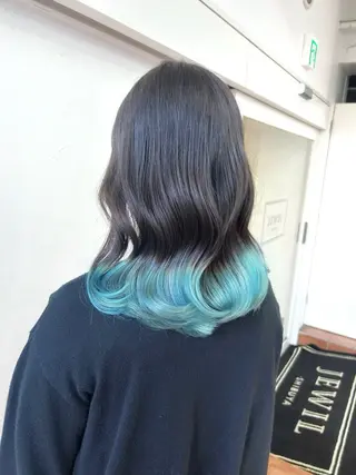 ロング カラー JEWIL SHIBUYAのヘアスタイル