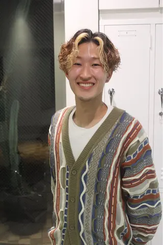 ミディアム パーマ メンズ fifth天神メンズ パーマ職人/山口皓大のヘアスタイル