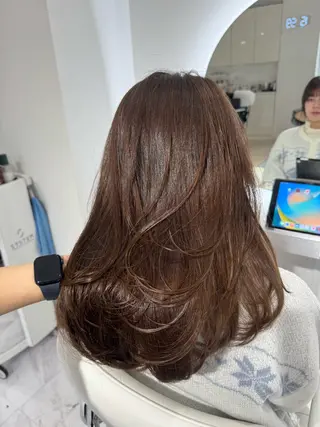 セミロング rina/無料 レイヤーカット/上野のヘアスタイル