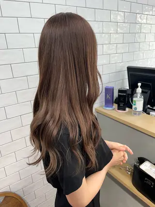 ロング カラー 榎本 姫那乃のヘアスタイル