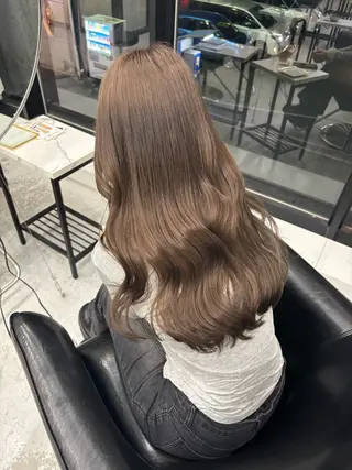 カラー MaisonHALU 松浦光咲のヘアスタイル