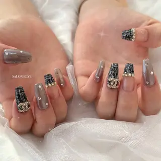 ネイル SALON ELVI.所属・SALON ELVI.のネイルデザイン