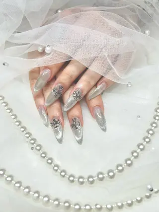 ネイル 【Laule‘a 】のネイルデザイン