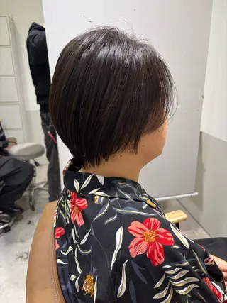 ショート ボブ／ショート 似合わせ🥇のヘアスタイル