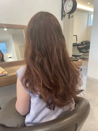 ロング パーマ no4ナチュラル戸祭所属・山越 美裕樹のヘアスタイル