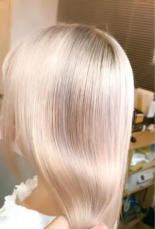 ミディアム 難波/心斎橋/ボブ/ 髪質改善/ハイトーンのヘアスタイル