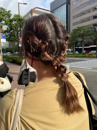 ミディアム ヘアアレンジ 🫧Ayumu🫧 透明感カラー/春日のヘアスタイル