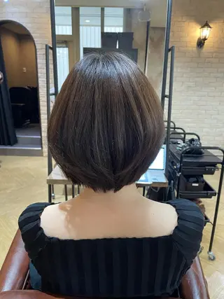 カラー MIKU ナチュラルヘア✂️✨のヘアスタイル