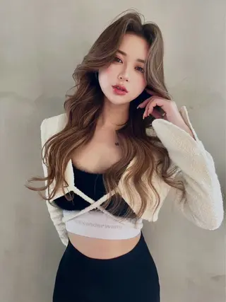 ロング 海野翔吾🇨🇳 ワンホンレイヤーのヘアスタイル