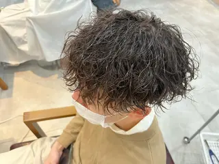 メンズ ユニテバイリトル所属・🏆メンズ特化🥇 店長YUTOのヘアスタイル