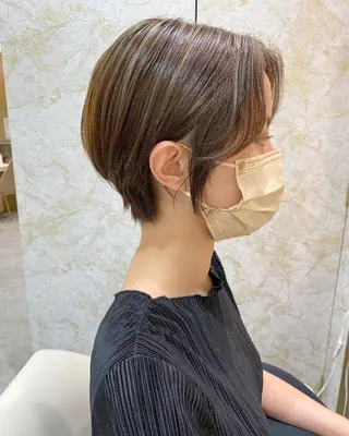 ショート カラー 店長/mao/ 前髪/顔周りカットのヘアスタイル
