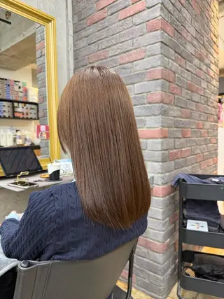 カラー 栗原 莉玖のヘアスタイル
