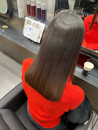 セミロング 半個室サロンyoures hair 髪質改善トリートメント東新宿店所属・榊原竜弥 髪質改善/美髪作りのヘアスタイル