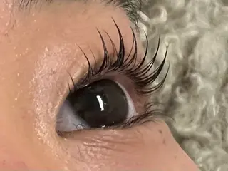 マツエク・マツパ Lyspois natsuのマツエク・マツパデザイン