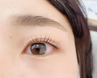 マツエク・マツパ Lua eye beauty和泉府中店所属・金井 まどかのマツエク・マツパデザイン