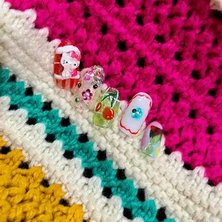 セミロング カラー パーマ ヘアアレンジ メンズ キッズ ネイル マツエク・マツパ アイブロウ Salon Ｋのネイルデザイン