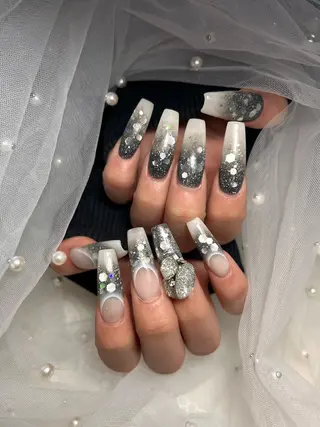 ネイル ✴︎ Delightのネイルデザイン