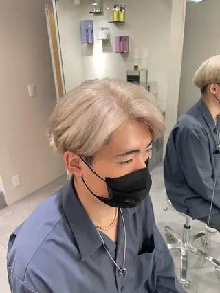 ショート カラー メンズ ブリーチ特化 ハイトーンRYOYAのヘアスタイル