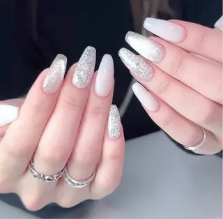 ネイル Tira Nailのネイルデザイン