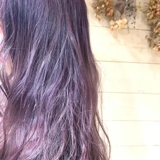 ロング カラー クワハラ イオリのヘアスタイル