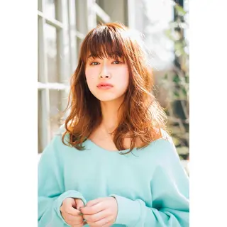 セミロング カラー (スタイリスト)牧 好美のヘアスタイル
