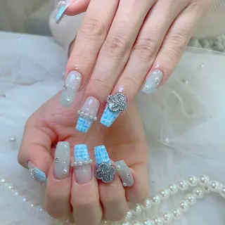 ネイル lucky nail 歌舞伎町のネイルデザイン