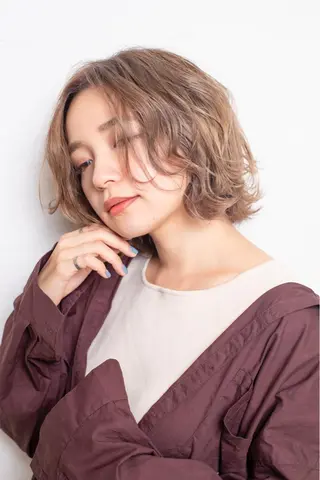 ショート 村山 豪歩のヘアスタイル