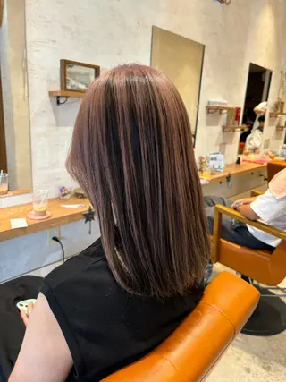 ミディアム 小玉 唯依のヘアスタイル