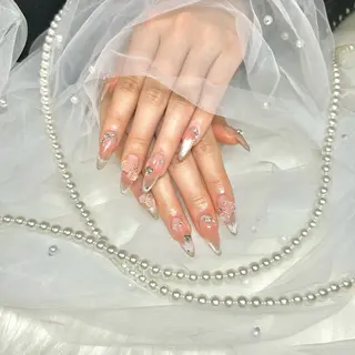 ネイル 【Laule‘a 】のネイルデザイン