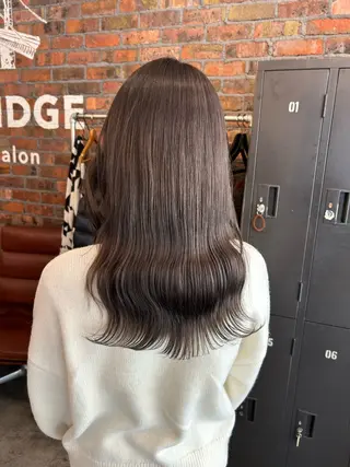 カラー the BRIDGE 加藤みのりのヘアスタイル